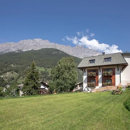 Apartment La Feleit